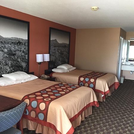 Super 8 By Wyndham Bastrop Tx Μοτέλ Εξωτερικό φωτογραφία