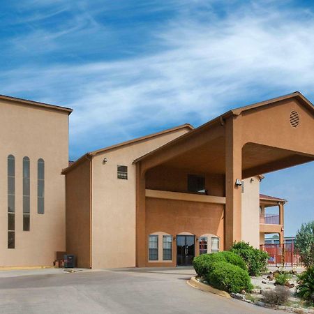 Super 8 By Wyndham Bastrop Tx Μοτέλ Εξωτερικό φωτογραφία
