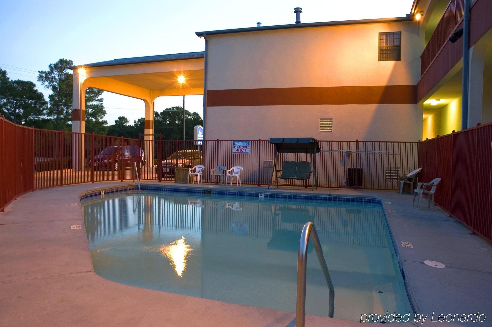 Super 8 By Wyndham Bastrop Tx Μοτέλ Εξωτερικό φωτογραφία