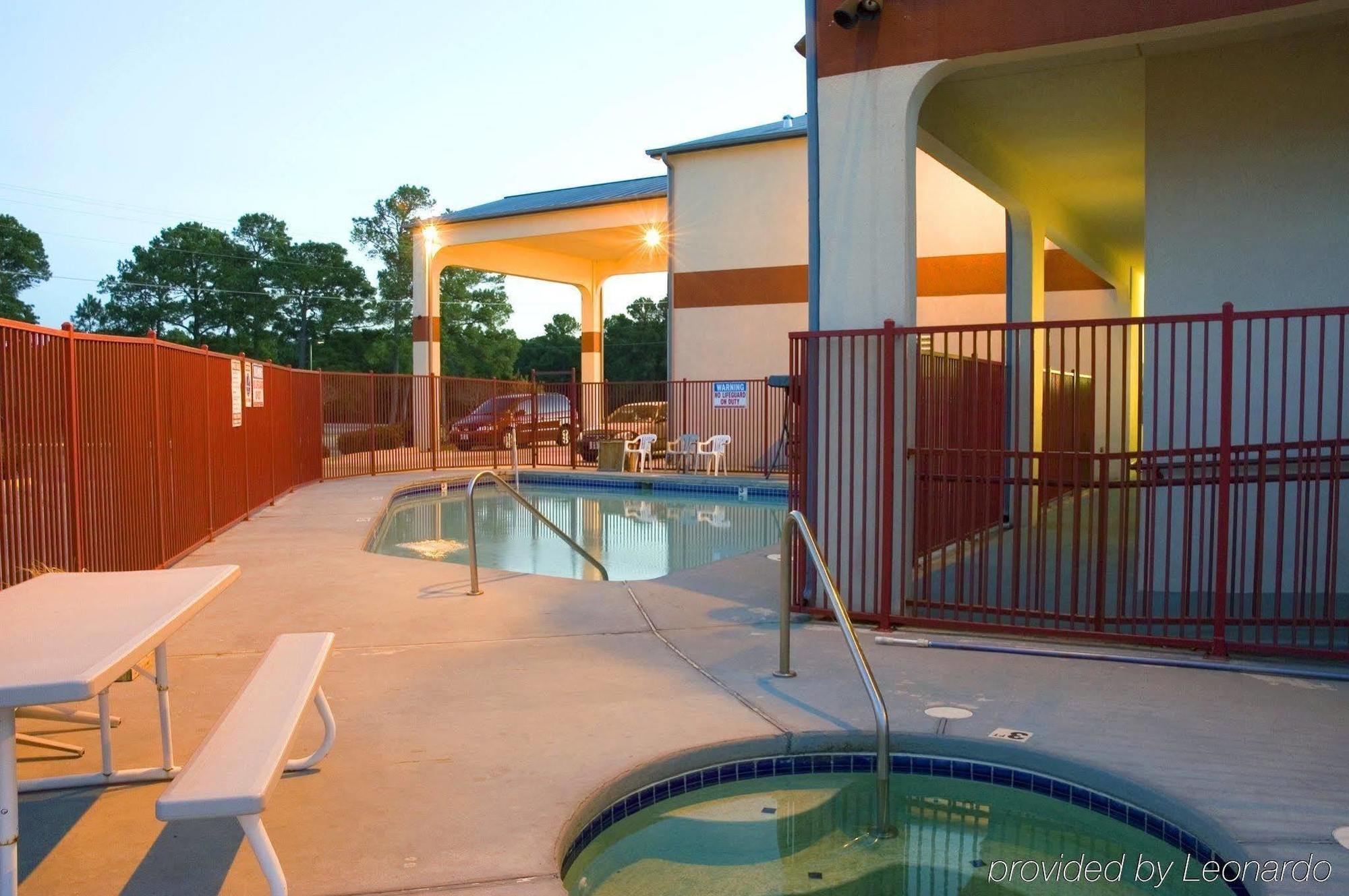 Super 8 By Wyndham Bastrop Tx Μοτέλ Εξωτερικό φωτογραφία